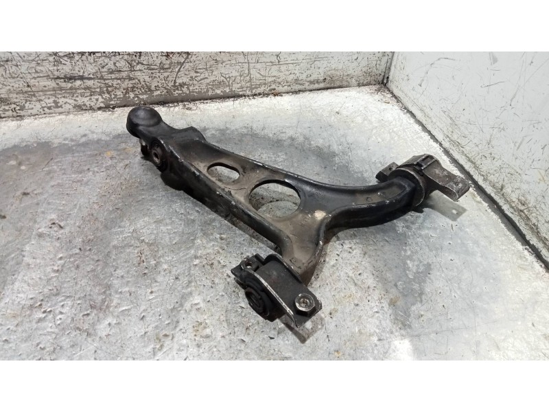 Recambio de brazo suspension inferior delantero derecho para alfa romeo 147 (190) 1.9 jtd 16v distinctive referencia OEM IAM   