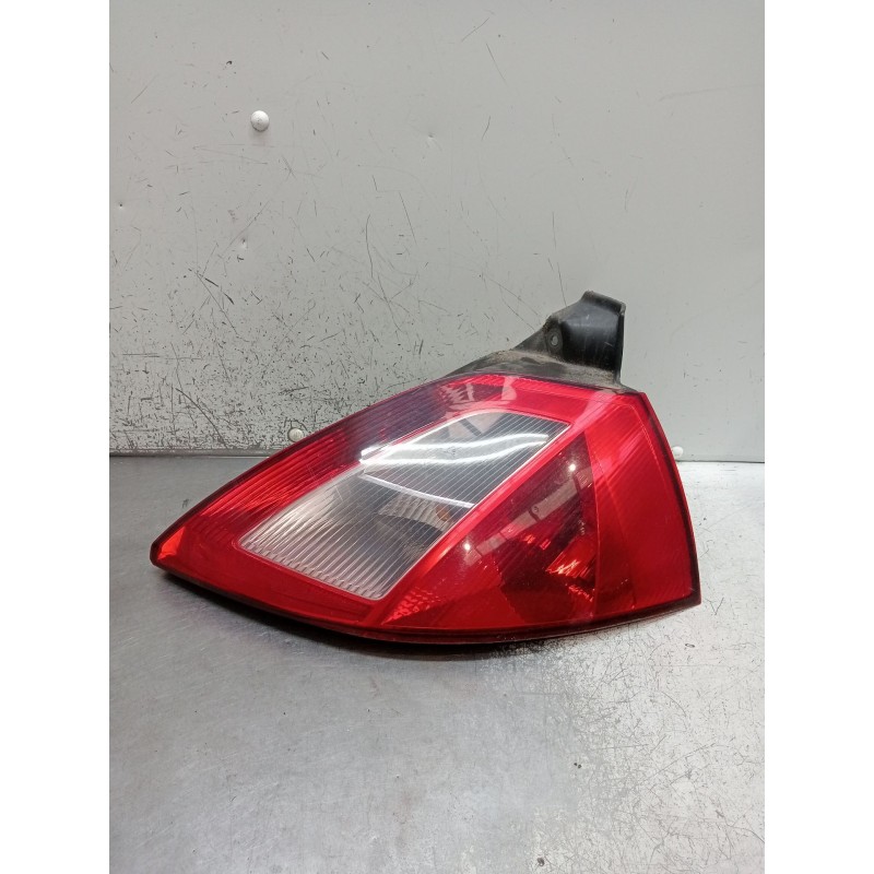 Recambio de piloto trasero derecho para renault megane ii (bm0/1_, cm0/1_) 1.9 dci (bm0g, cm0g) referencia OEM IAM 89398362  200