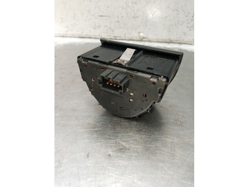 Recambio de mando luces para saab 9-3 station wagon (e50) 2.0 t referencia OEM IAM 1278613  2005