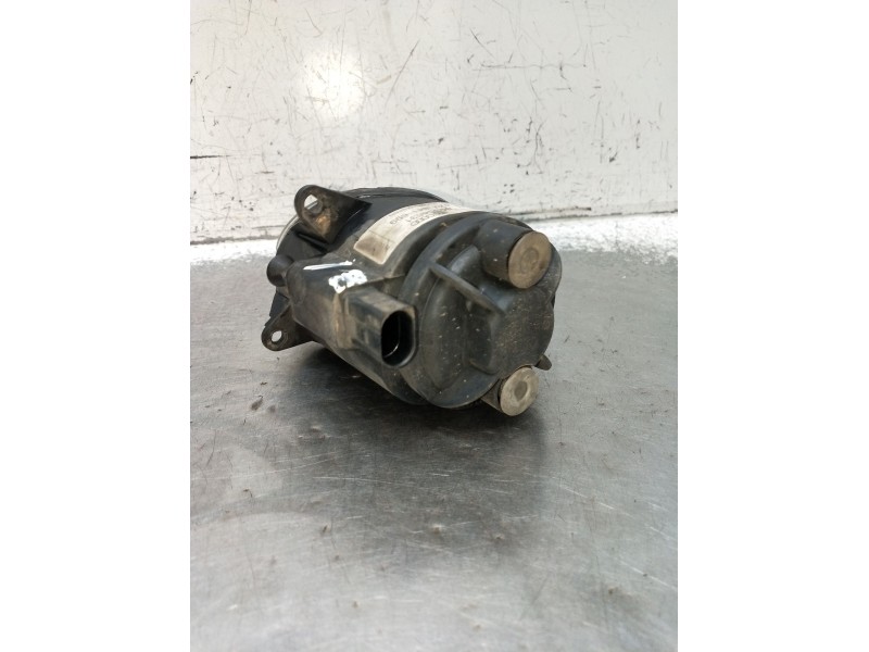 Recambio de faro antiniebla izquierdo para audi allroad c5 (4bh) 2.5 tdi quattro referencia OEM IAM 89304631 4Z7941699 2000
