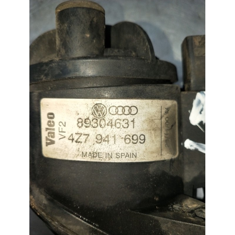 Recambio de faro antiniebla izquierdo para audi allroad c5 (4bh) 2.5 tdi quattro referencia OEM IAM 89304631 4Z7941699 2000