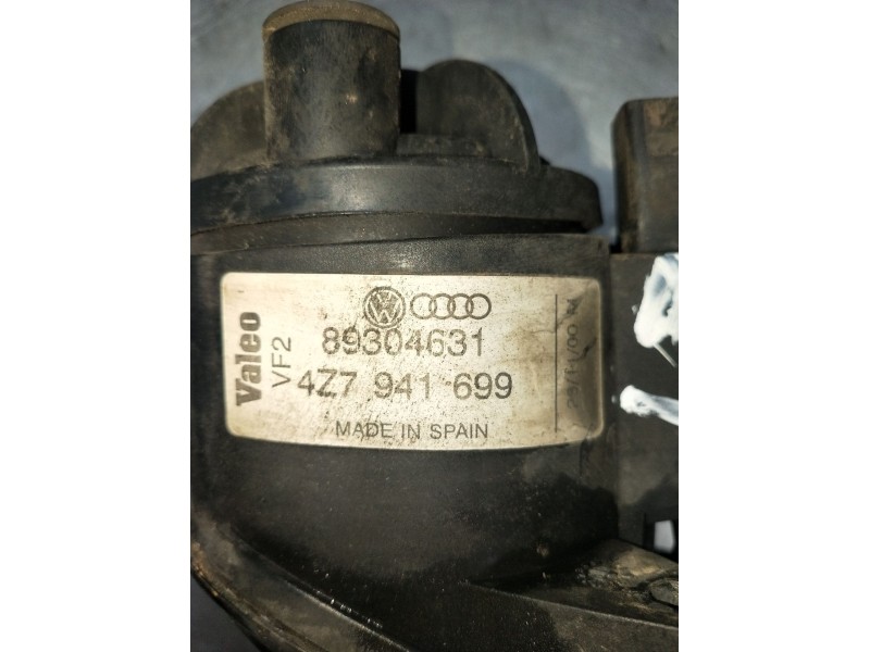 Recambio de faro antiniebla izquierdo para audi allroad c5 (4bh) 2.5 tdi quattro referencia OEM IAM 89304631 4Z7941699 2000