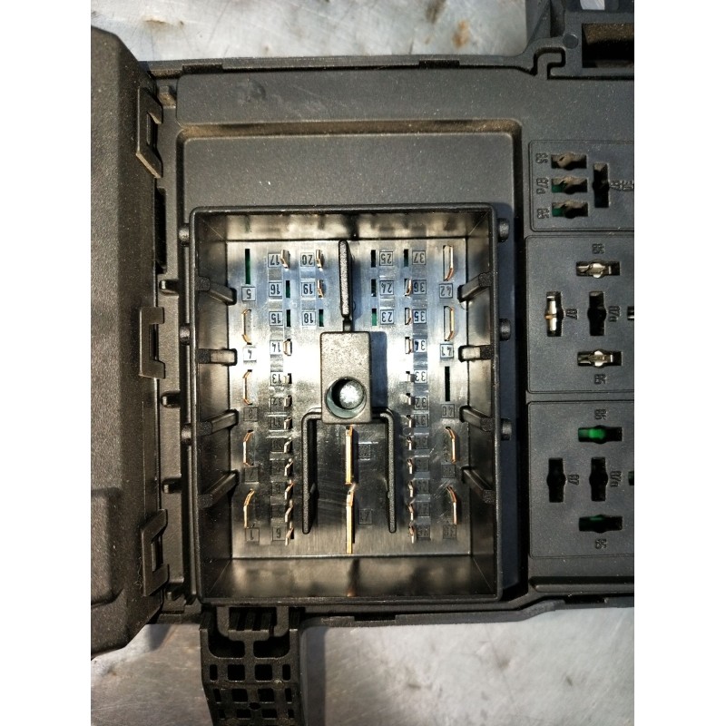 Recambio de caja reles / fusibles para saab 9-3 station wagon (e50) 2.0 t referencia OEM IAM 12760595 SC718810500 2005