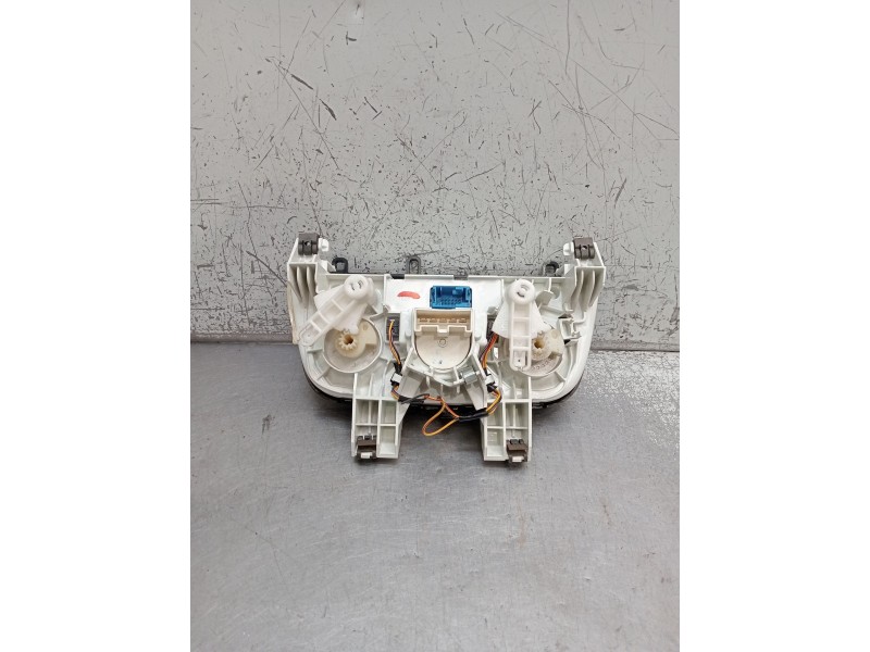 Recambio de mando calefaccion / aire acondicionado para fiat doblo cargo (263_) 1.3 d multijet (263wxu1a) referencia OEM IAM 735