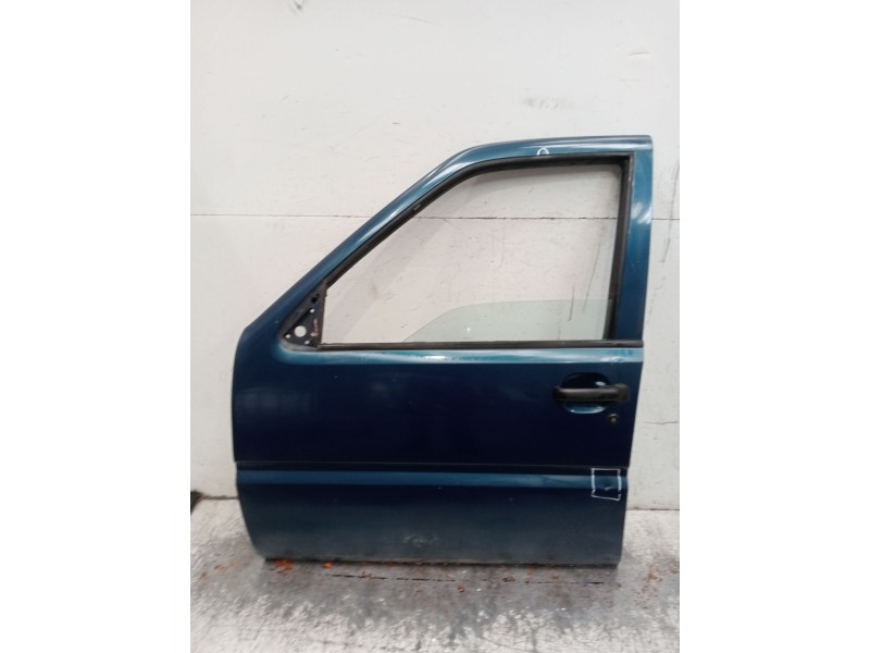 Recambio de puerta delantera izquierda para nissan terrano ii (r20) 2.7 td 4wd referencia OEM IAM   