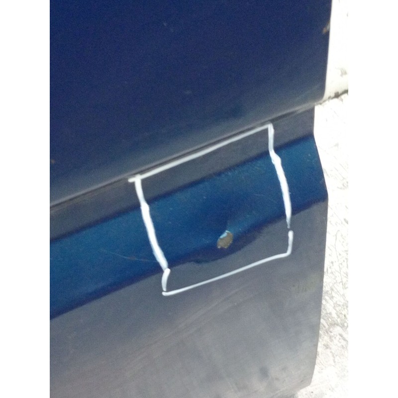 Recambio de puerta delantera izquierda para nissan terrano ii (r20) 2.7 td 4wd referencia OEM IAM   