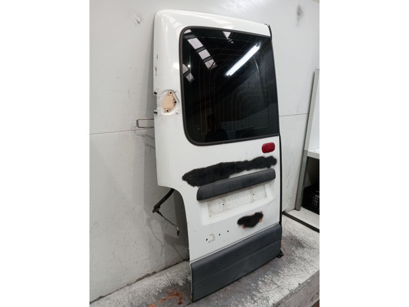 Recambio de puerta trasera izquierda para opel movano a autobús (x70) 2.5 d (jd) referencia OEM IAM   