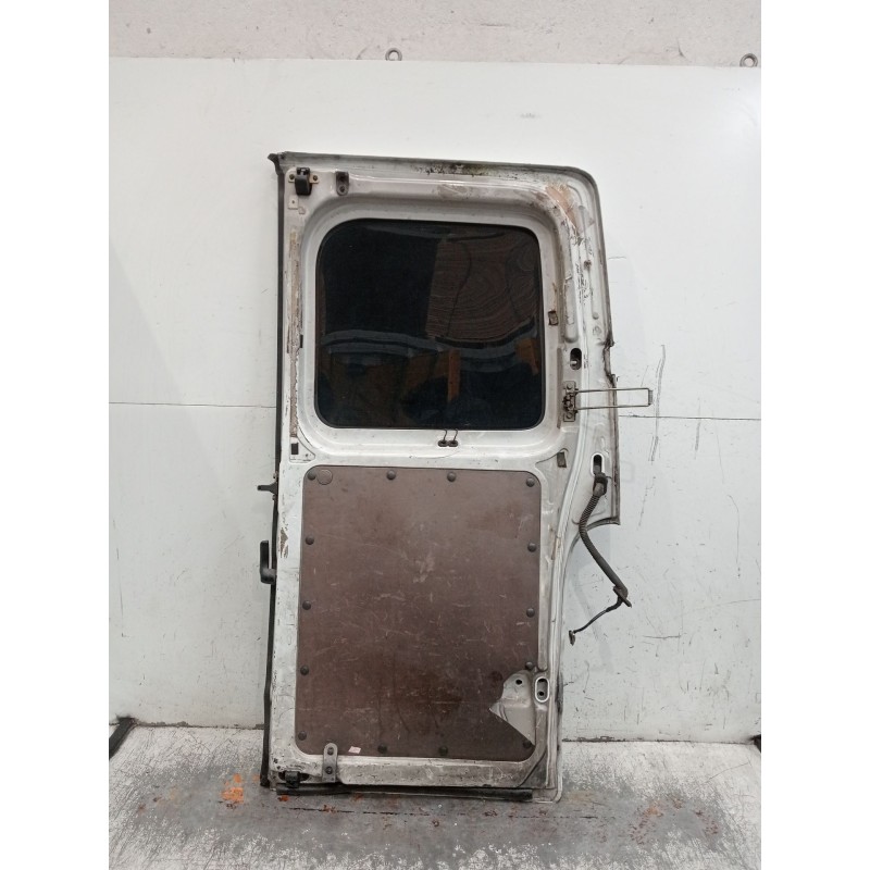 Recambio de puerta trasera izquierda para opel movano a autobús (x70) 2.5 d (jd) referencia OEM IAM   
