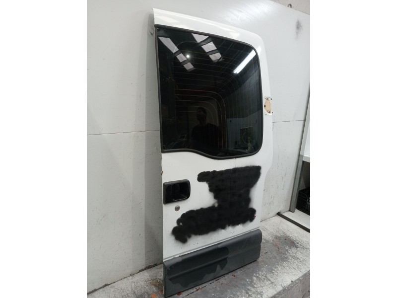 Recambio de puerta trasera derecha para opel movano a autobús (x70) 2.5 d (jd) referencia OEM IAM   