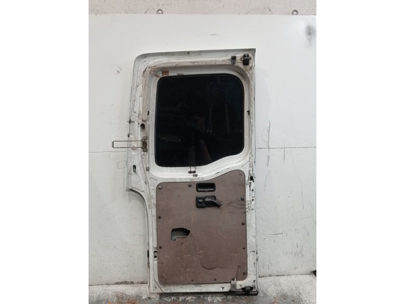 Recambio de puerta trasera derecha para opel movano a autobús (x70) 2.5 d (jd) referencia OEM IAM   