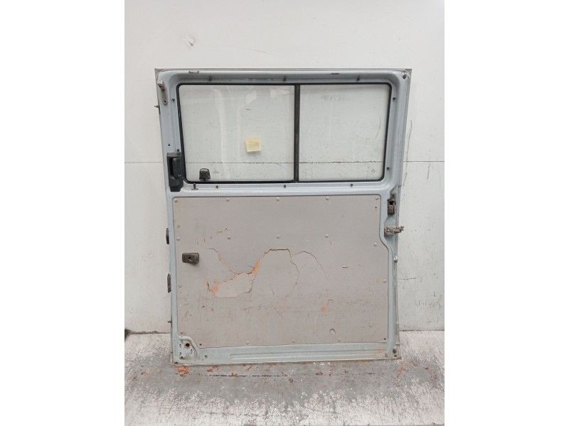 Recambio de puerta lateral corredera derecha para volkswagen transporter t4 furgoneta (70a, 70h, 7da, 7dh, 70j) 2.5 tdi referenc