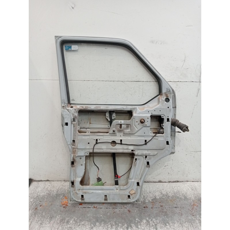 Recambio de puerta delantera izquierda para volkswagen transporter t4 furgoneta (70a, 70h, 7da, 7dh, 70j) 2.5 tdi referencia OEM