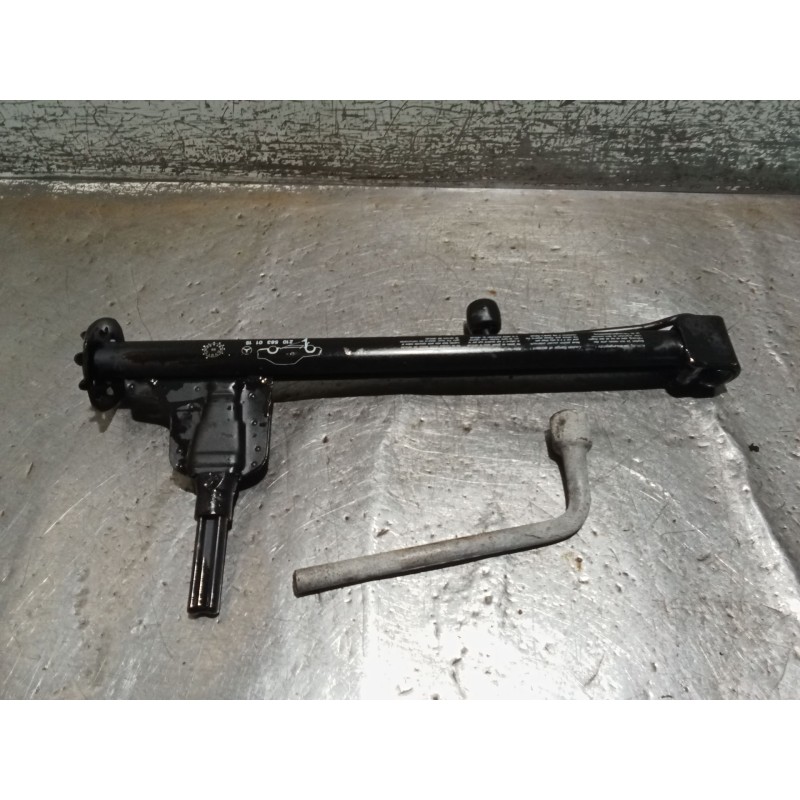 Recambio de gato para mercedes-benz clase e t-model (s210) e 320 t cdi (210.226) referencia OEM IAM 2105830115  