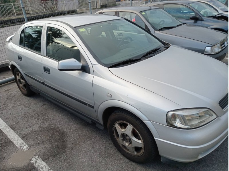 opel astra g berlina del año 1999