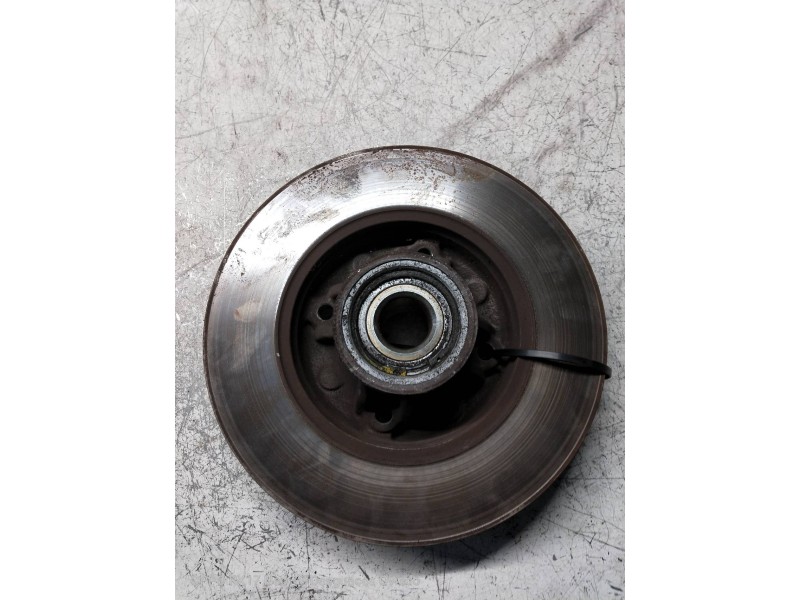 Recambio de disco freno trasero para peugeot 308 confort referencia OEM IAM   