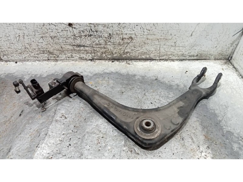 Recambio de brazo suspension inferior delantero izquierdo para peugeot 407 st confort pack referencia OEM IAM   