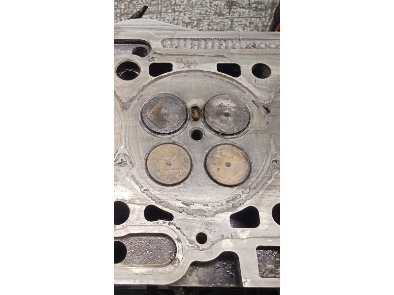 Recambio de culata para volvo s60 i (384) 2.4 d referencia OEM IAM 30731988004 D5244T5 00