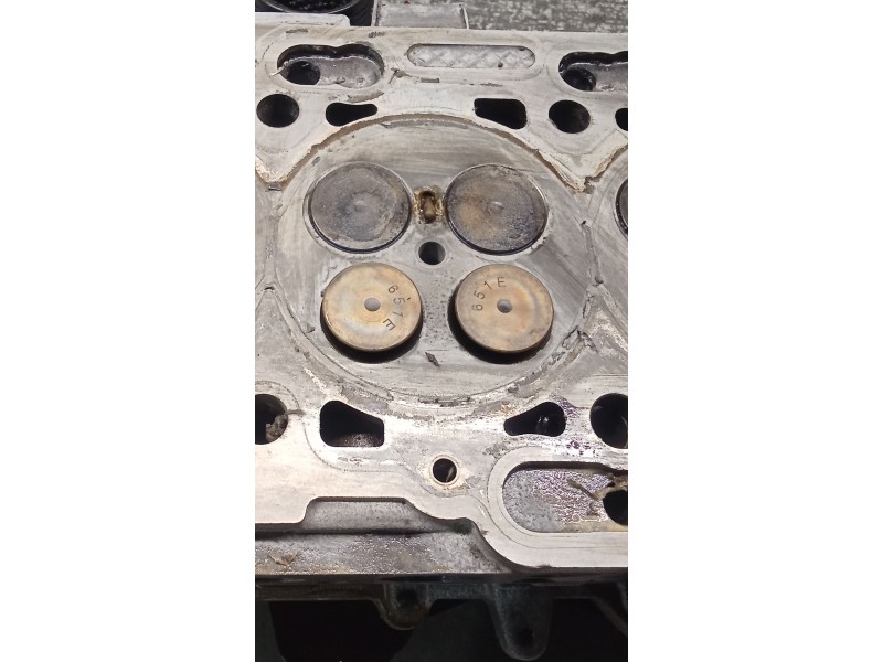 Recambio de culata para volvo s60 i (384) 2.4 d referencia OEM IAM 30731988004 D5244T5 00