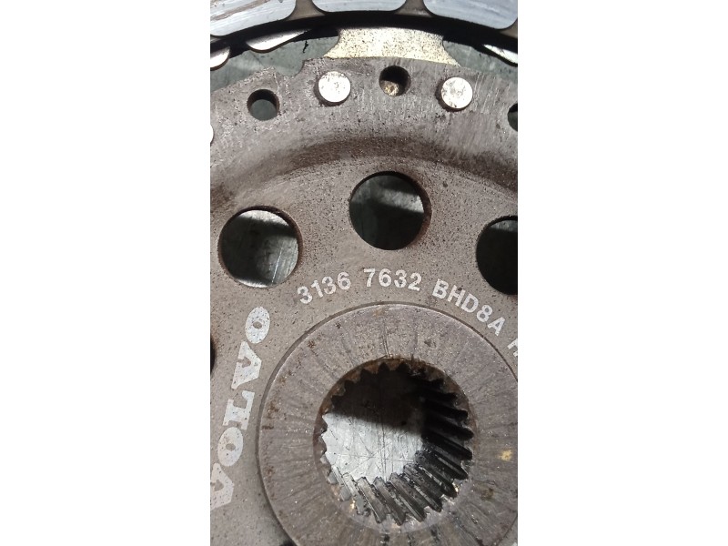 Recambio de kit embrague para volvo s60 i (384) 2.4 d referencia OEM IAM 31259450 31367632 00