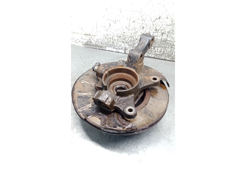 Recambio de mangueta delantera izquierda para land rover freelander i (l314) 2.0 td4 4x4 referencia OEM IAM  HRC2887 01