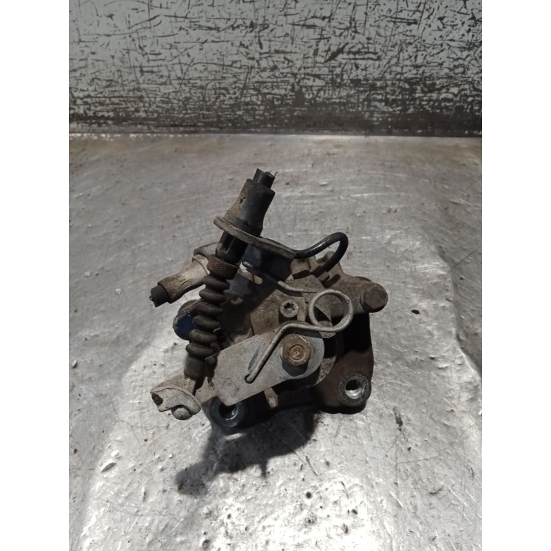 Recambio de pinza freno trasera derecha para seat altea (5p1) 1.9 tdi referencia OEM IAM  04 TRW