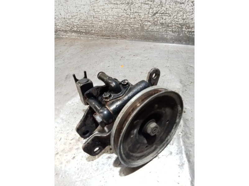 Recambio de bomba direccion para nissan terrano ii (r20) 2.7 td 4wd referencia OEM IAM   00