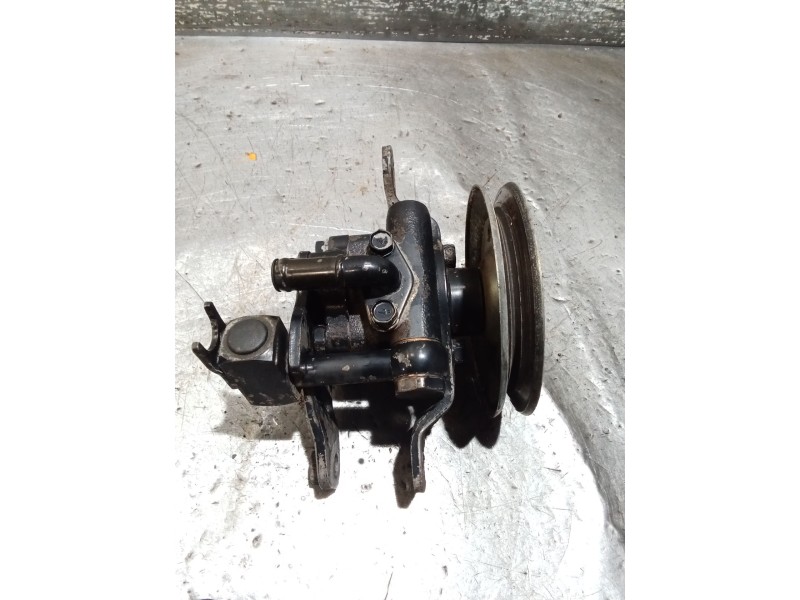 Recambio de bomba direccion para nissan terrano ii (r20) 2.7 td 4wd referencia OEM IAM   00