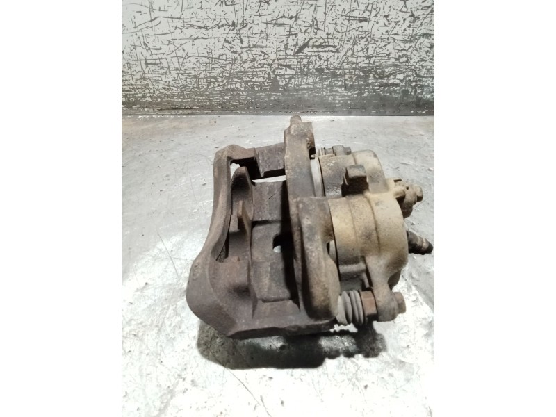 Recambio de pinza freno delantera izquierda para nissan terrano ii (r20) 2.7 td 4wd referencia OEM IAM   00