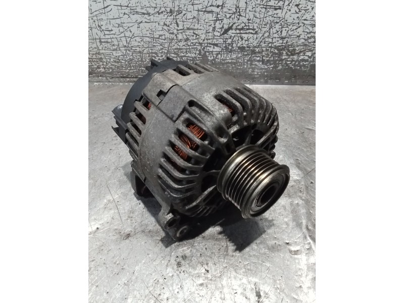 Recambio de alternador para seat altea (5p1) 1.9 tdi referencia OEM IAM 06F903023C 2542695D 04
