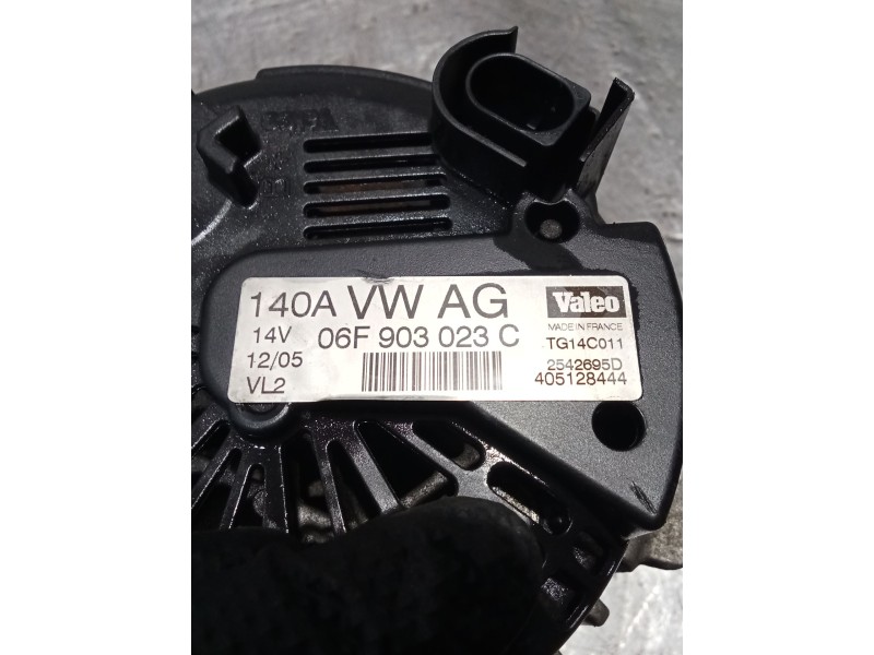 Recambio de alternador para seat altea (5p1) 1.9 tdi referencia OEM IAM 06F903023C 2542695D 04