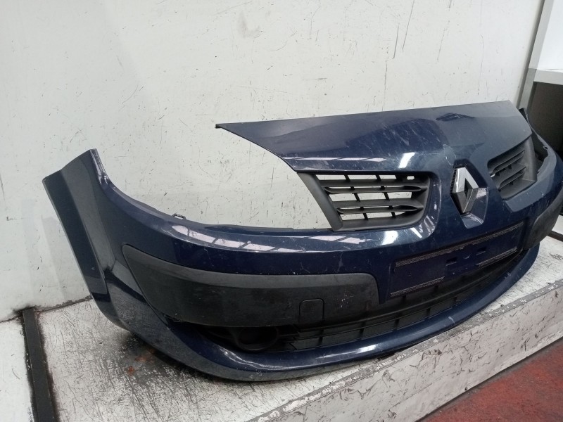 Recambio de paragolpes delantero para renault scénic ii (jm0/1_) 1.4 (jm0b, jm0h, jm1a) referencia OEM IAM   