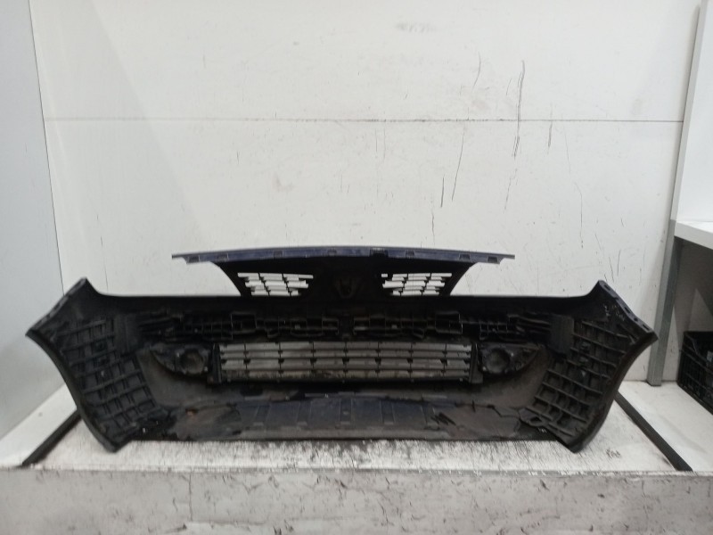 Recambio de paragolpes delantero para renault scénic ii (jm0/1_) 1.4 (jm0b, jm0h, jm1a) referencia OEM IAM   