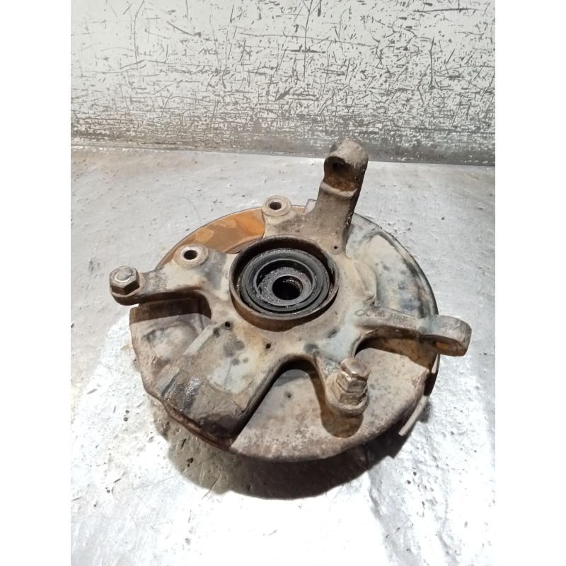 Recambio de mangueta delantera izquierda para nissan terrano ii (r20) 2.7 td 4wd referencia OEM IAM   00