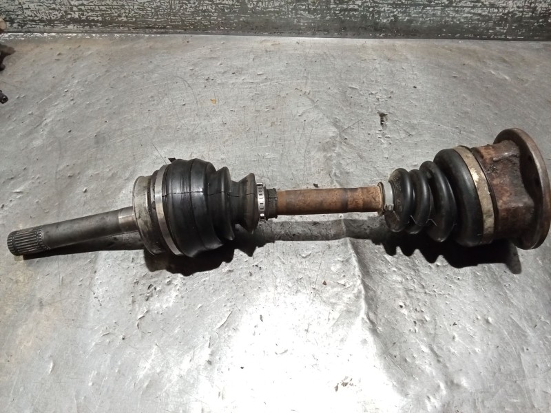 Recambio de transmision delantera izquierda para nissan terrano ii (r20) 2.7 td 4wd referencia OEM IAM   00