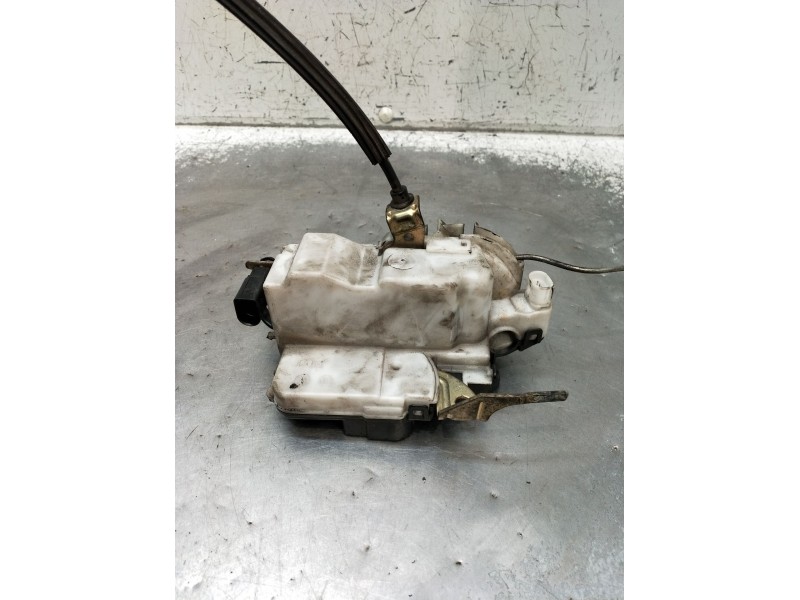 Recambio de motor cierre centralizado delantero izquierdo para seat ibiza ii (6k1) 1.9 tdi referencia OEM IAM  5P 1999