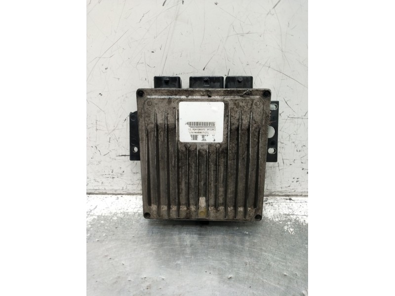 Recambio de centralita motor uce para renault kangoo (kc0/1_) 1.5 dci referencia OEM IAM R0410B037C 84490617 2001