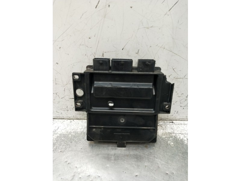 Recambio de centralita motor uce para renault kangoo (kc0/1_) 1.5 dci referencia OEM IAM R0410B037C 84490617 2001
