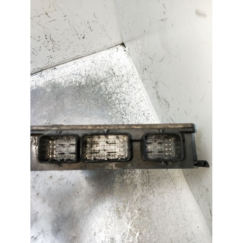 Recambio de centralita motor uce para renault kangoo (kc0/1_) 1.5 dci referencia OEM IAM R0410B037C 84490617 2001