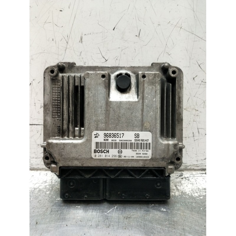 Recambio de centralita motor uce para chevrolet captiva (c100, c140) 2.0 d 4wd referencia OEM IAM 0281014296 96836517 1039S18443