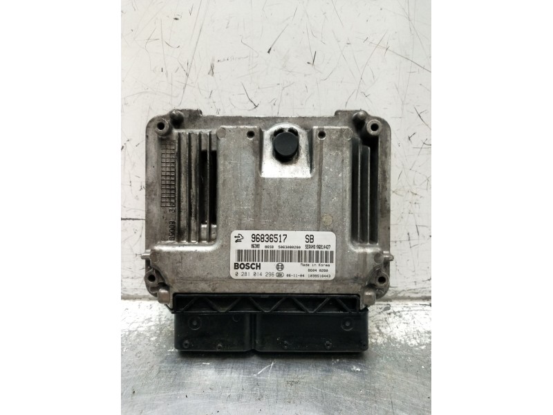 Recambio de centralita motor uce para chevrolet captiva (c100, c140) 2.0 d 4wd referencia OEM IAM 0281014296 96836517 1039S18443