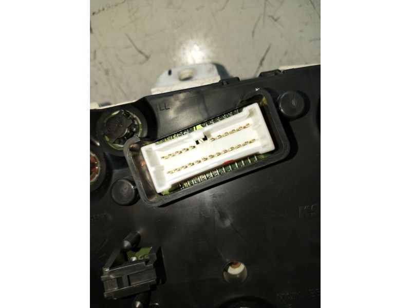 Recambio de cuadro instrumentos para nissan almera ii hatchback (n16) 2.2 di referencia OEM IAM BM606 2104925 2000