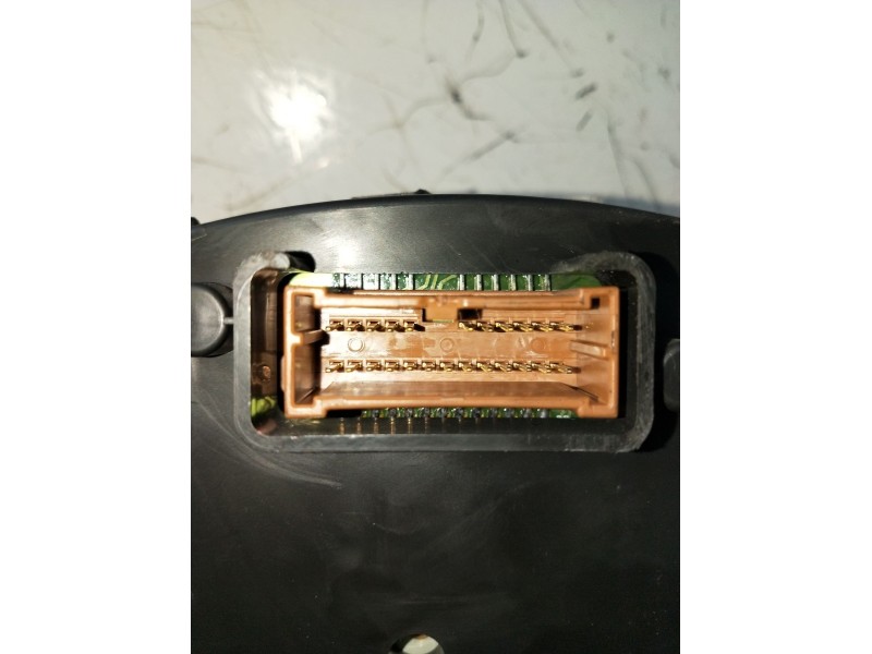 Recambio de cuadro instrumentos para nissan almera ii hatchback (n16) 2.2 di referencia OEM IAM BM606 2104925 2000