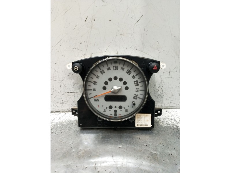 Recambio de cuadro instrumentos para mini mini (r50, r53) cooper referencia OEM IAM 621167379411  2001