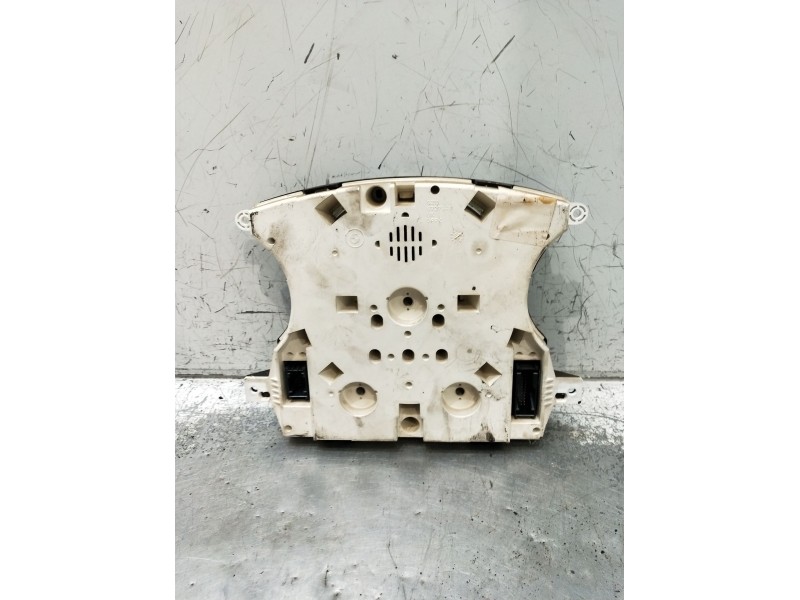 Recambio de cuadro instrumentos para mini mini (r50, r53) cooper referencia OEM IAM 621167379411  2001
