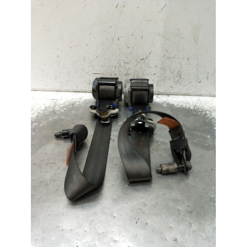 Recambio de juego cinturones delantero para chevrolet captiva (c100, c140) 2.0 d 4wd referencia OEM IAM  5P 2006