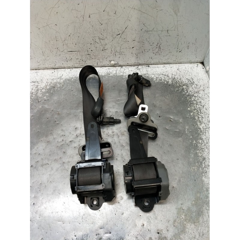 Recambio de juego cinturones delantero para chevrolet captiva (c100, c140) 2.0 d 4wd referencia OEM IAM  5P 2006