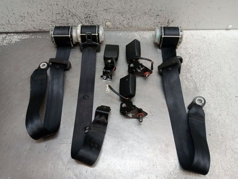 Recambio de juego cinturones trasero para tata indica vista 1.3 crdi referencia OEM IAM  5P 2012