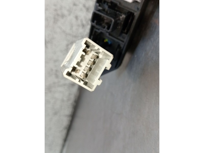 Recambio de mando multifuncion para tata indica vista 1.3 crdi referencia OEM IAM 28715450013913MPRL MANDO LUCES 2012