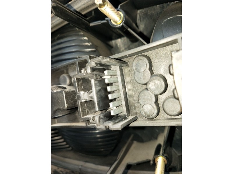 Recambio de piloto trasero izquierdo para renault megane i coach (da0/1_) 1.9 dti (da0n) referencia OEM IAM   