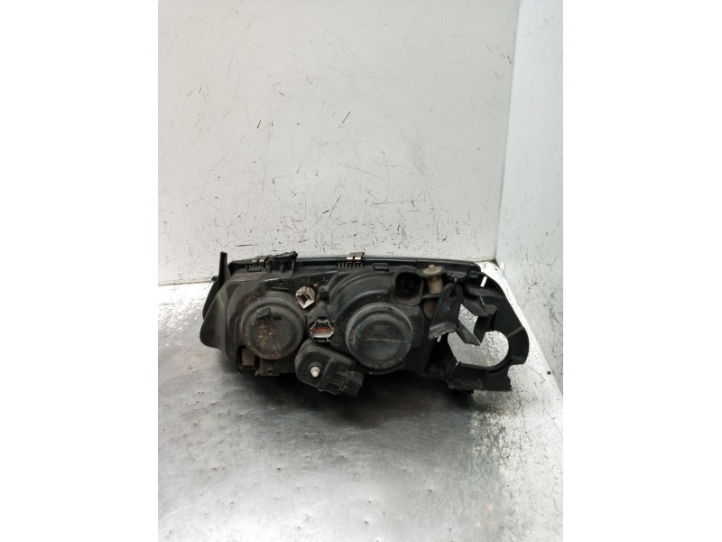 Recambio de faro derecho para nissan almera ii hatchback (n16) 2.2 di referencia OEM IAM 89003330 26010BN011 2000